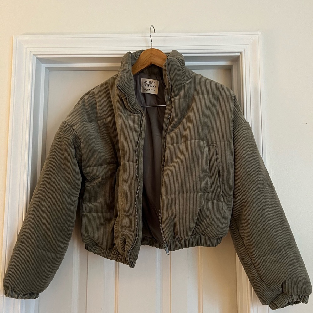 Cropped Puffer Jacket - image 1
